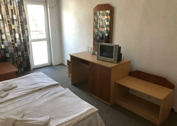 招待所 милев 希典